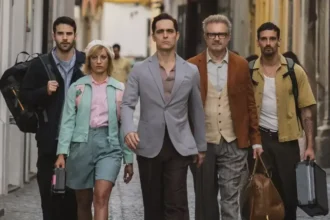 Berlin and the Lady with an Ermine ending explained, showing Berlin and Team.